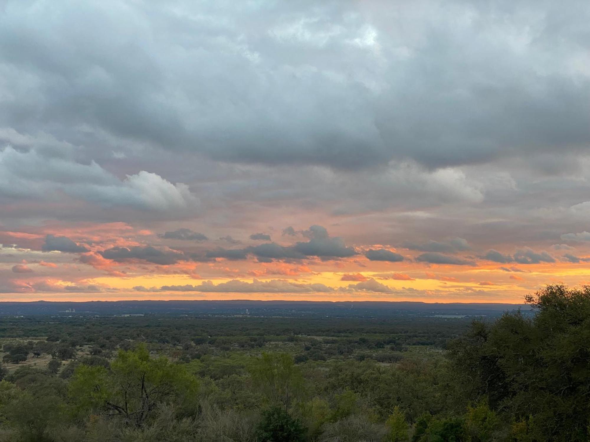 V700 Ranch Stays Marble Falls Bagian luar foto