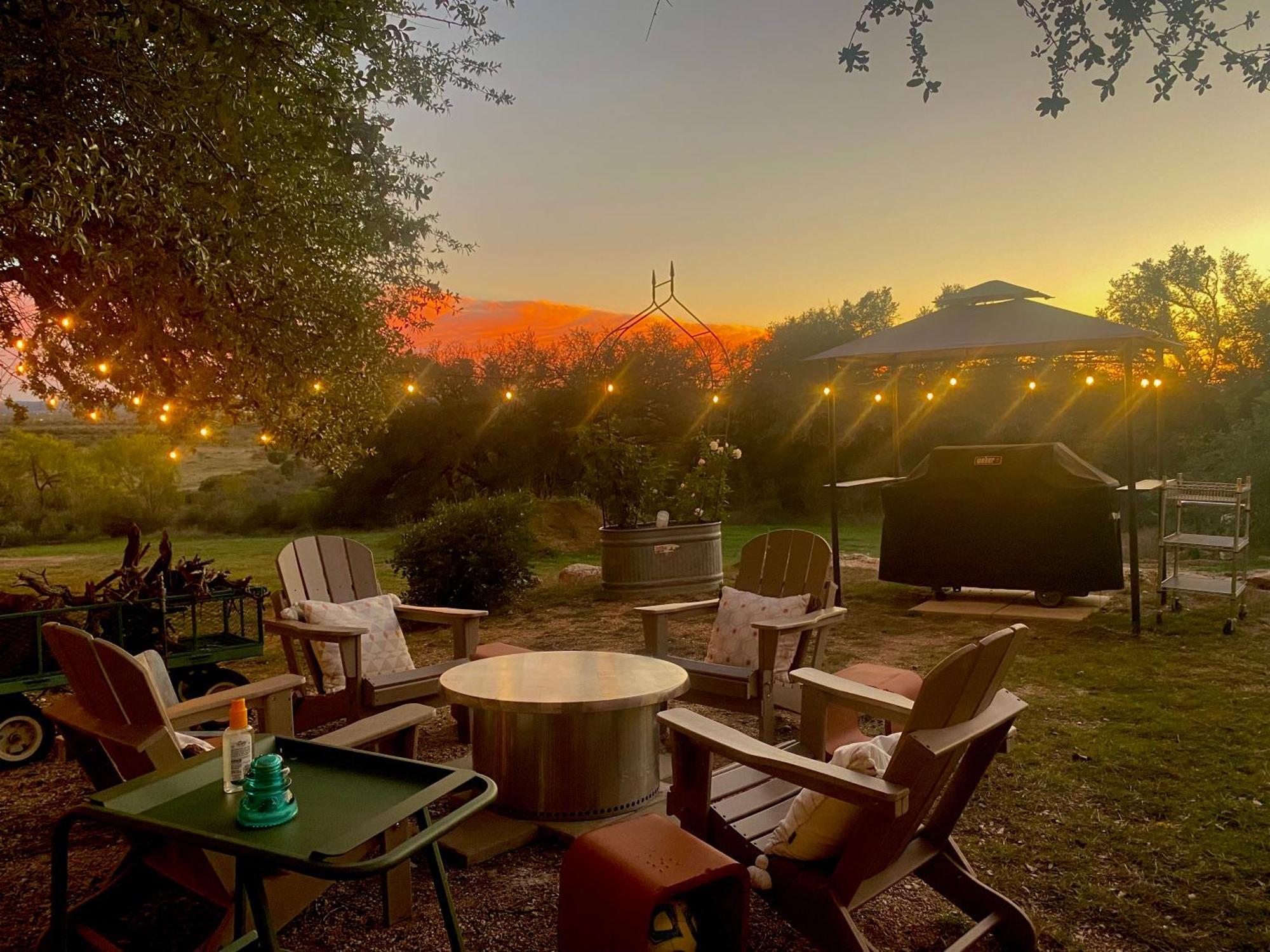 V700 Ranch Stays Marble Falls Bagian luar foto